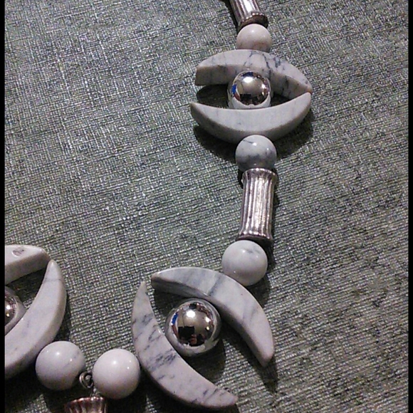 Boho vintage mask necklace - Picture 5 of 7